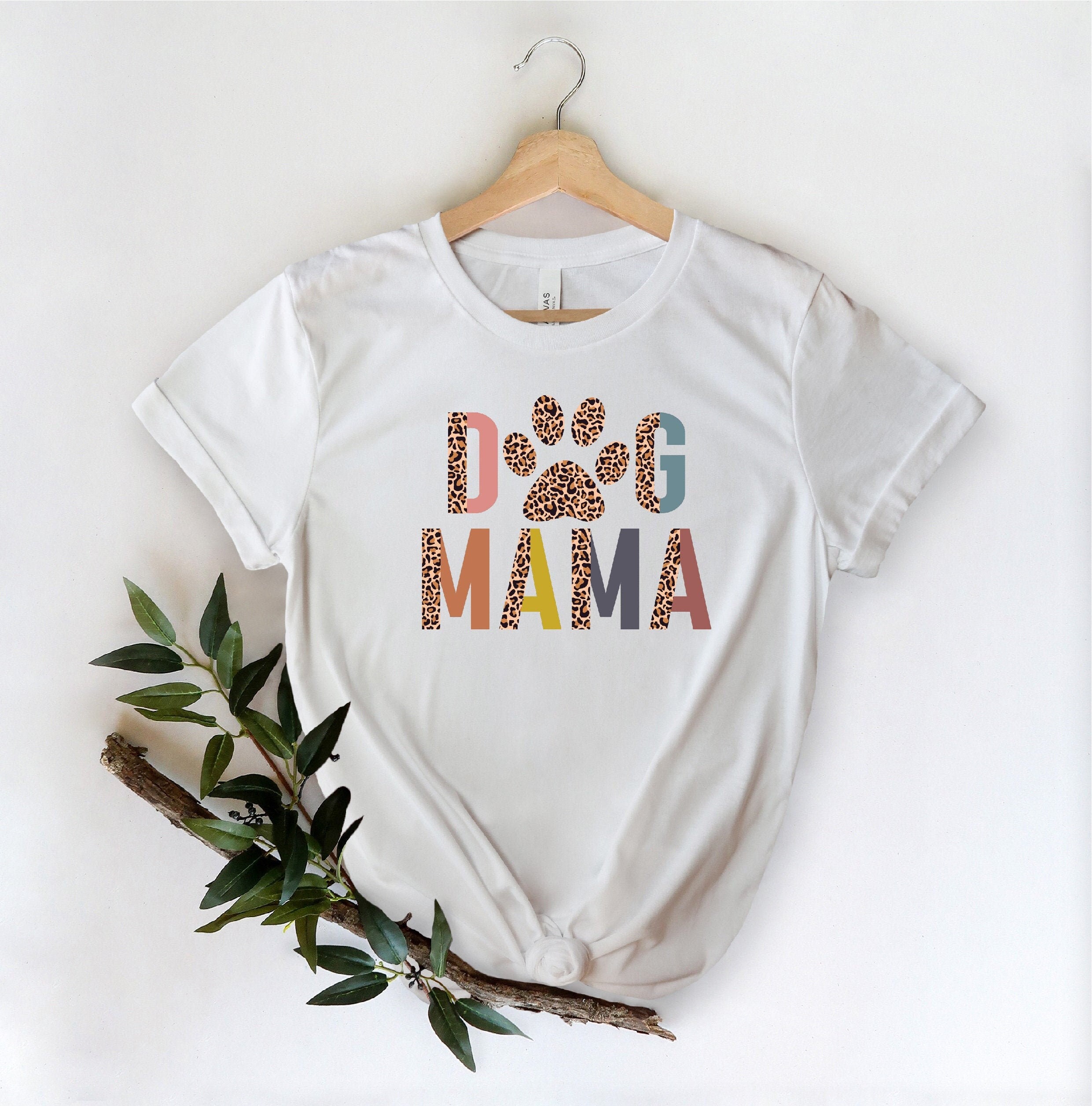 Dog Mom Animals Unisex T-Shirt