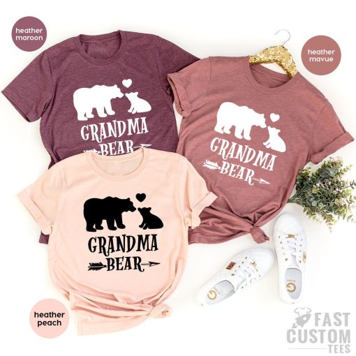 Grandma Bear Unisex T-Shirt