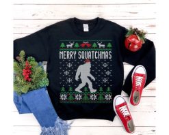 Merry Squatchmas Sasquatch Bigfoot Sweatshirt For Xmas