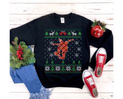 Plaid Skateboarder Santa Claus Christmas Sweatshirt