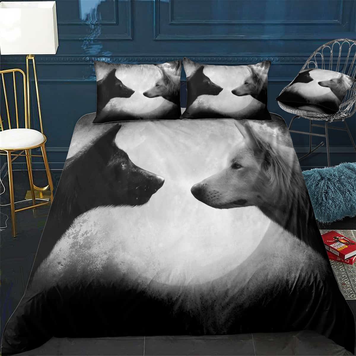 Black Wolf Vs White Wolf Bedding Set