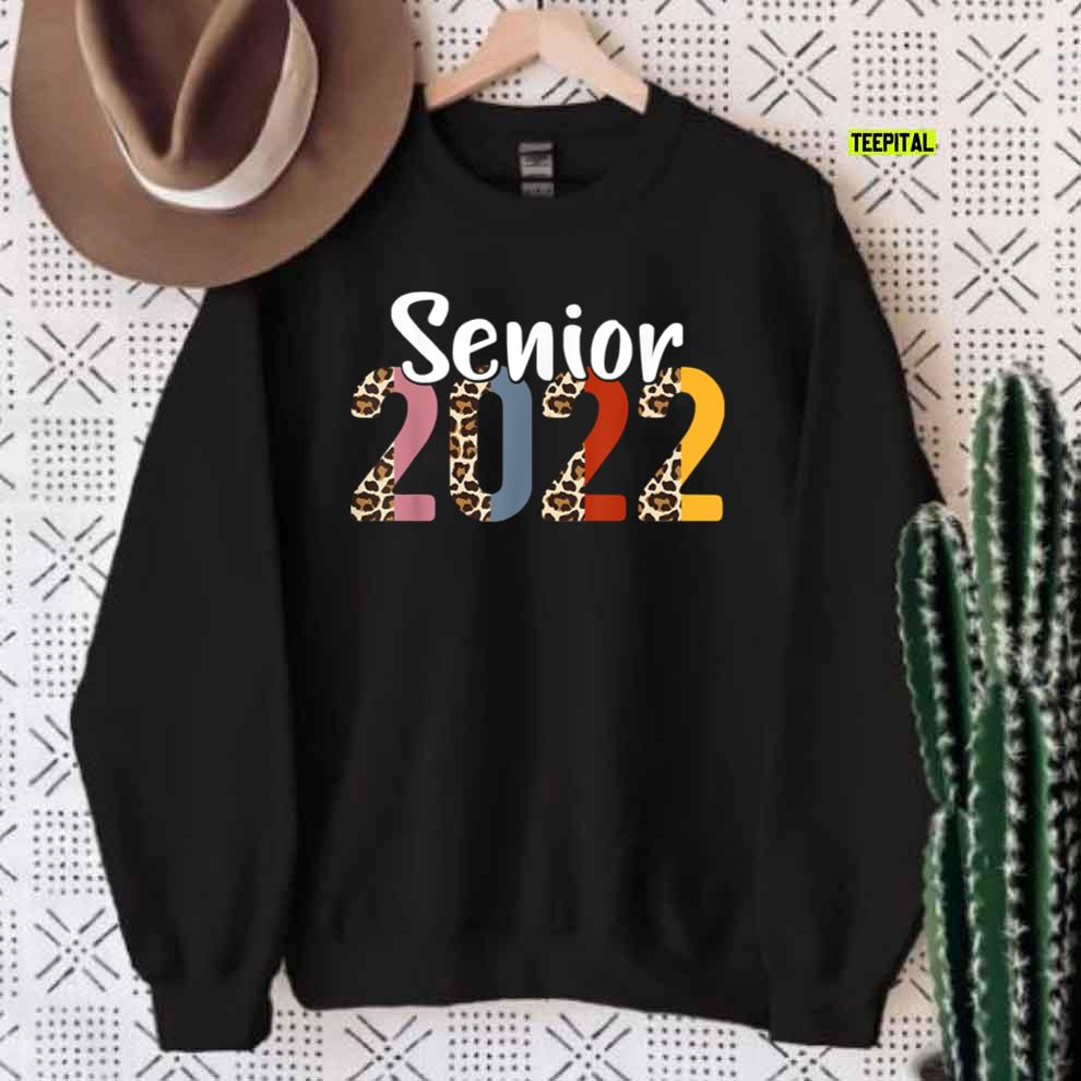 Leopard Senior 2022 Teacher Student Graduation Unisex T-Shirt
