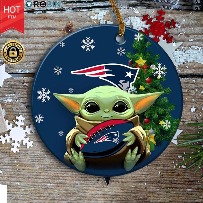 New England Patriots Baby Yoda Christmas Ceramic Ornament