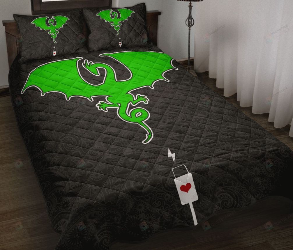https://teepital.com/wp-content/uploads/2021/12/Dragon-Pin-Quilt-Bedding-Set.jpg