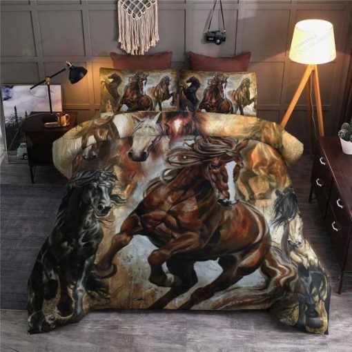 Beautiful Horse Bedding Set