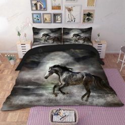 Lonely Horse Running Bedding Set