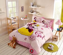 Love Girl Minnie Mouse Bedding Set