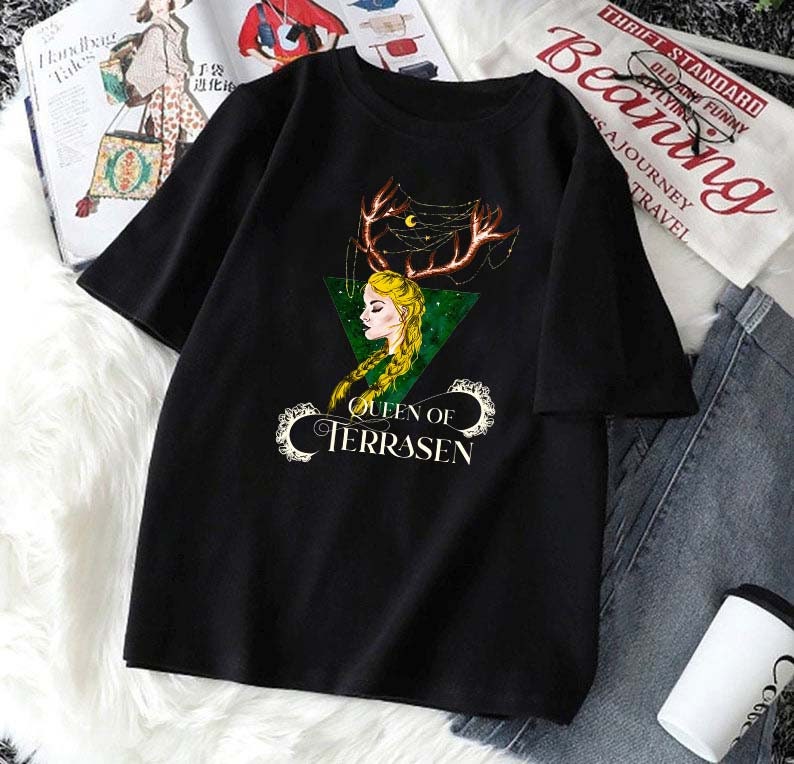 Queen Of Terrasen Unisex T-Shirt