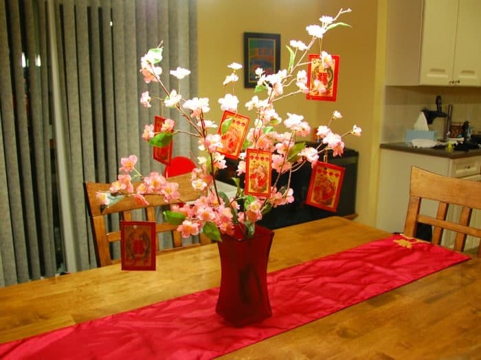 decorate your home for the lunar new year
