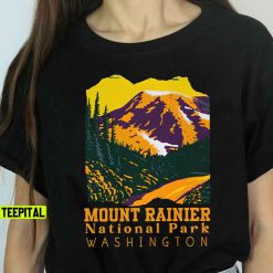 Mount Rainier Washington National Park Vintage Retro T-Shirt