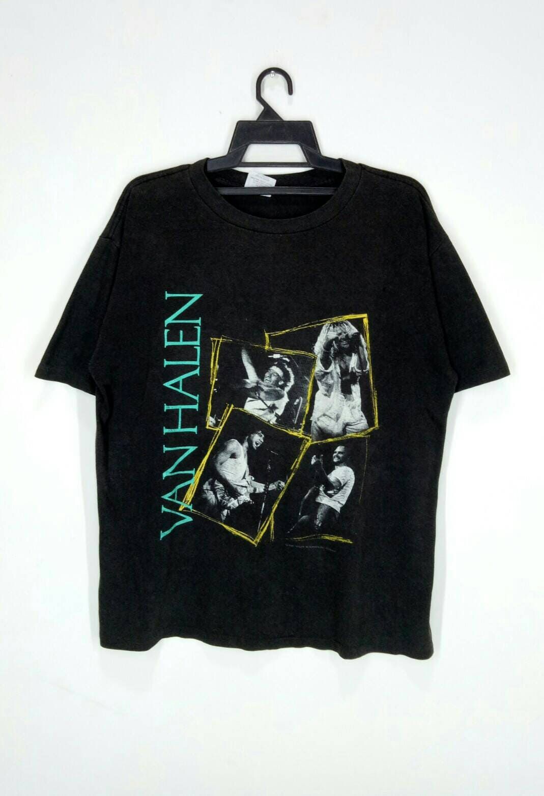 Vintage Hard Rock Band VAN HALEN World Tour 1988 T-Shirt