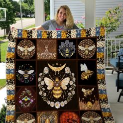 Bee And Flower With Black Pattern Bee Quilt Blanket Great Customized Blanket Gifts For Birthday Christmas Thanksgiving
