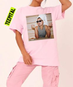 Hailey Bieber Chill T-Shirt