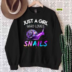 Just A Girl Who Loves Snails Unisex Sweatshirt