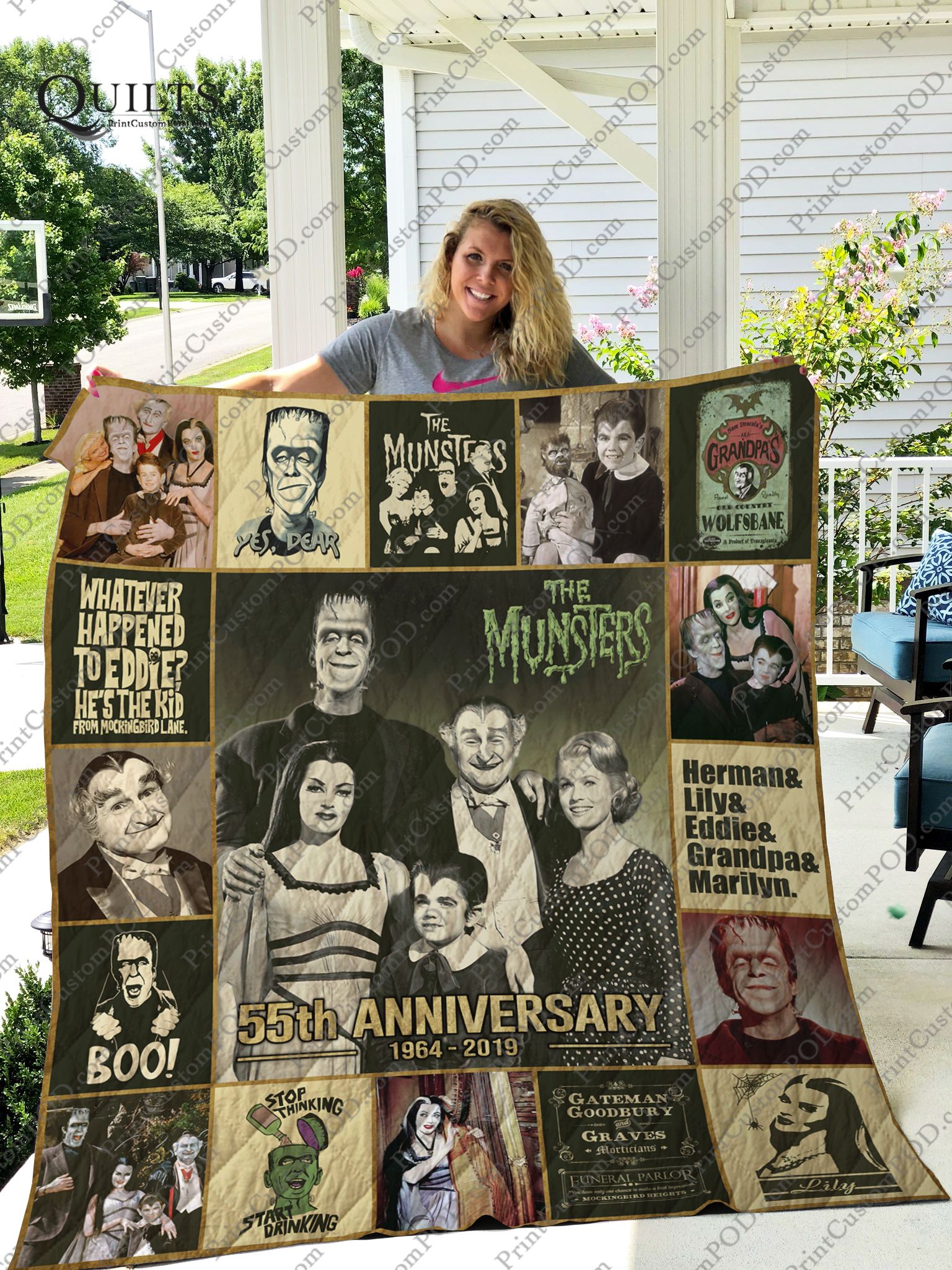 The Munsters Quilt Blanket Ver 1