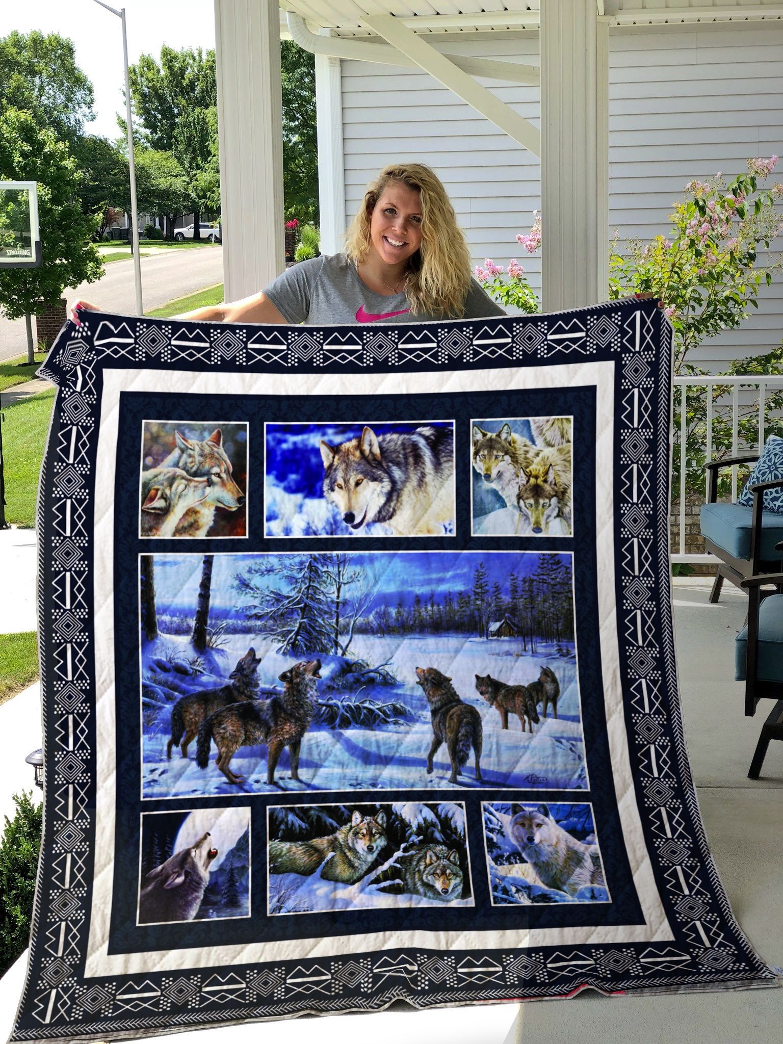 Wolf In The Winter Quilt Blanket Great Customized Blanket Gifts For Birthday Christmas Thanksgiving