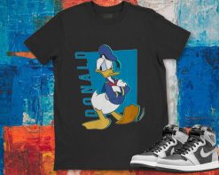 Disney Mickey And Friends Donald Duck Pop Art Portrait Premium  Unisex Gift T-Shirt