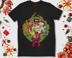 Disney The Muppets Christmas Muppet Group Wreath Xmas Shirt Unisex T-Shirt