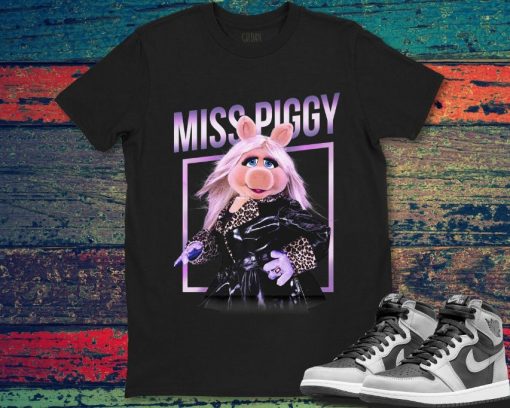 Disney The Muppets Missy Piggy Framed Premium Unisex Gift T-Shirt