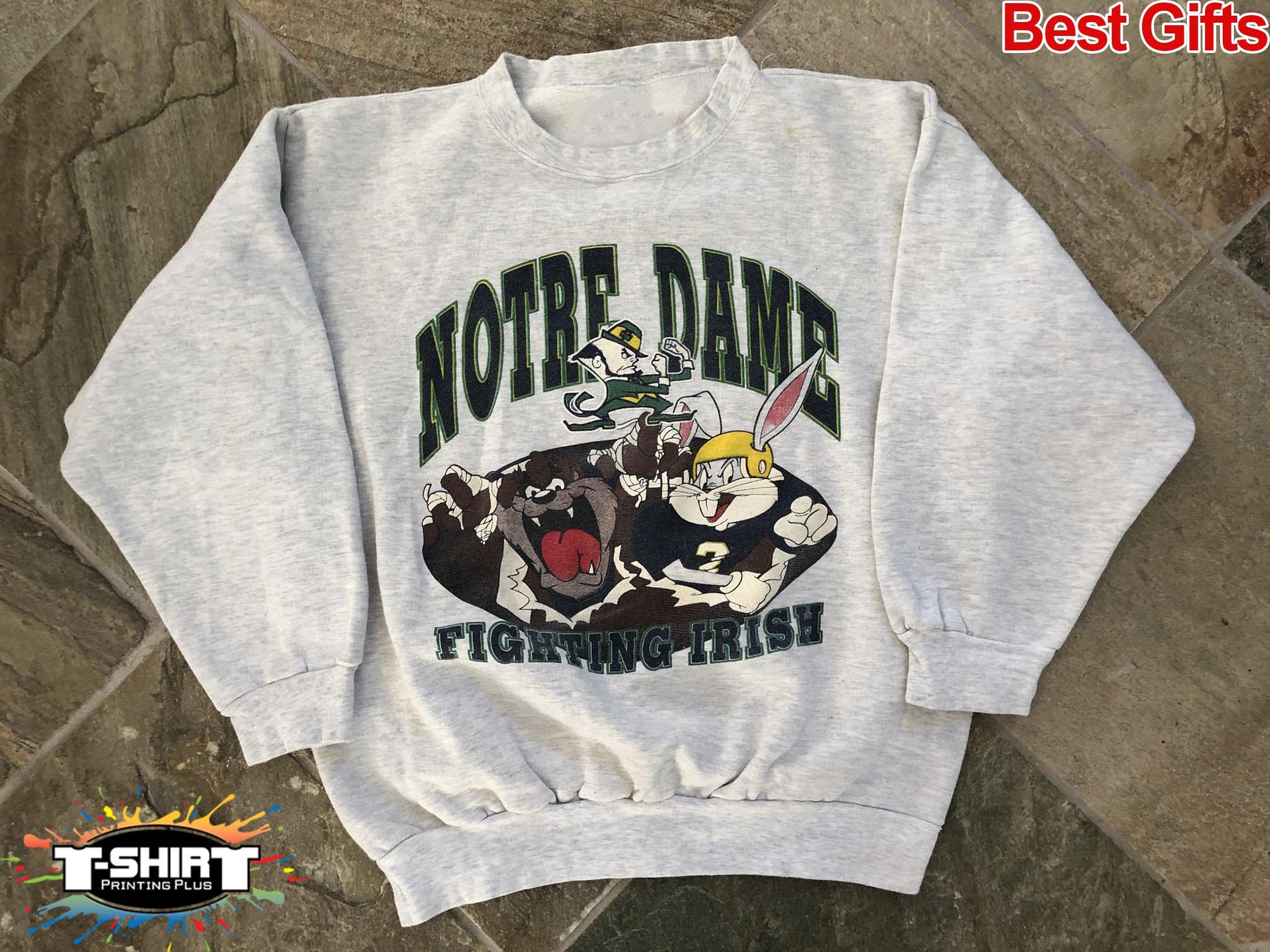 Funny Vintage Ncaa Notre Dame Fighting Irish Looney Tunes Unisex Sweatshirt