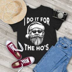 I Do It for The Hos Funny Christmas Santa Sunglasses Vintage T-Shirt