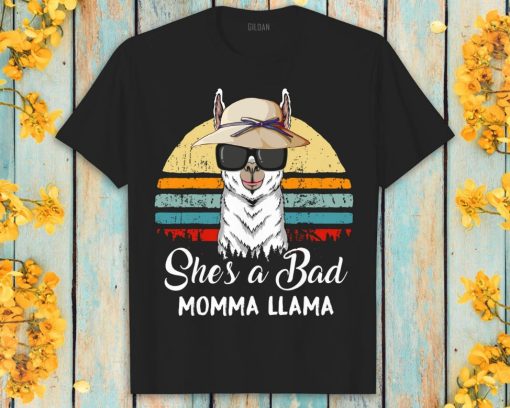 Llama Shes a Bad Momma Llama Vintage Mothers Day Unisex T-Shirt
