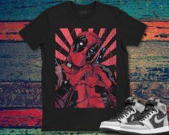 Marvel Deadpool Closed Hand Heart Unisex Gift T-Shirt