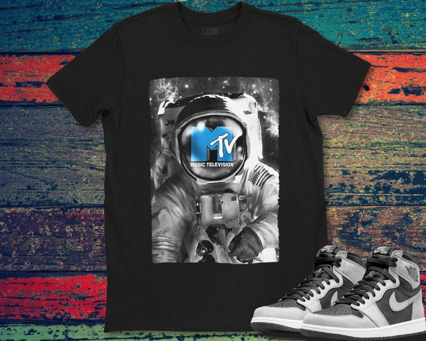 MTV Logo Astronaut Moon Best Gift Unisex Gift T-Shirt