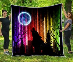 The Wolf Shadow Under The Moon Quilt Blanket