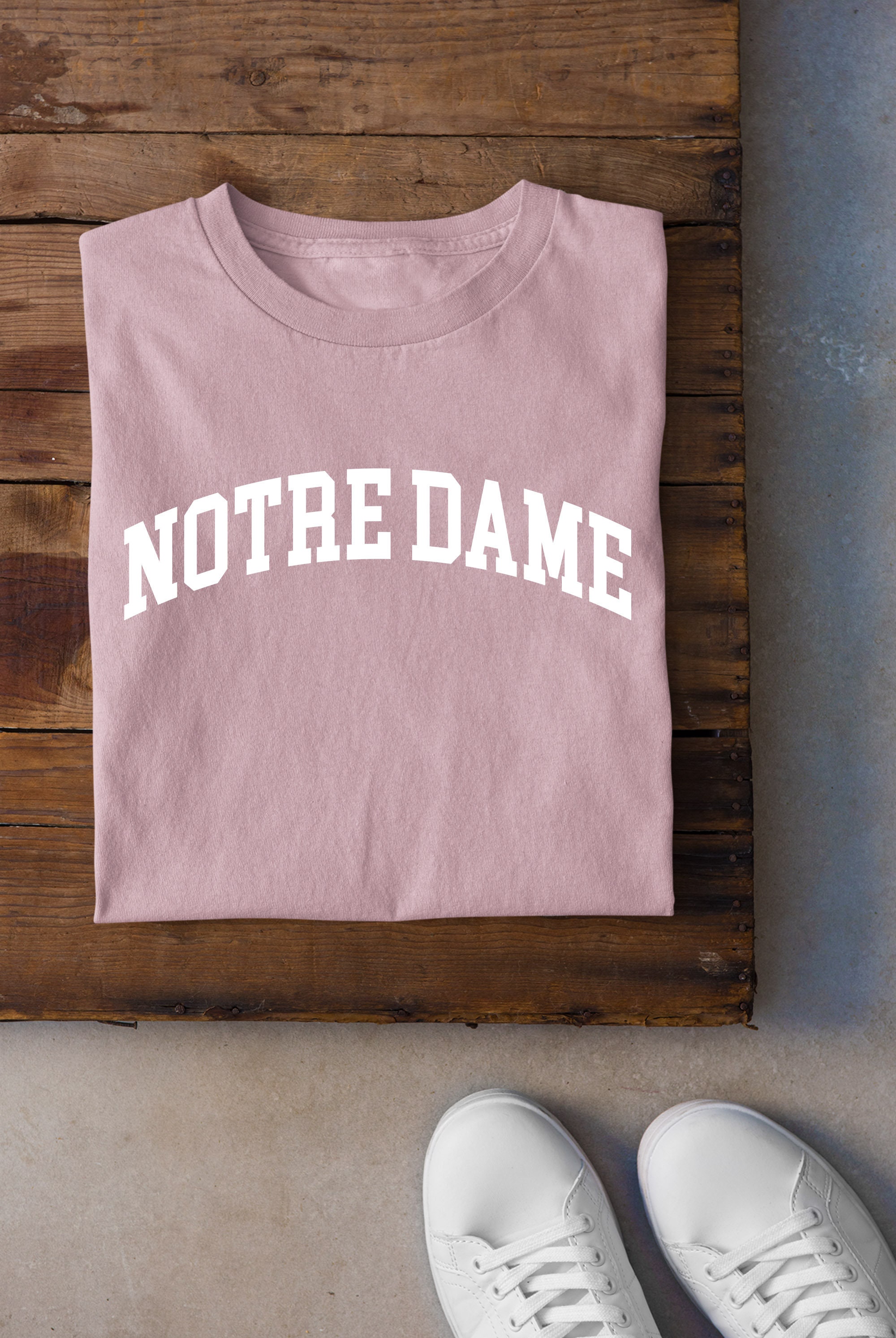 Vintage College Notre Dame Unisex T-Shirt