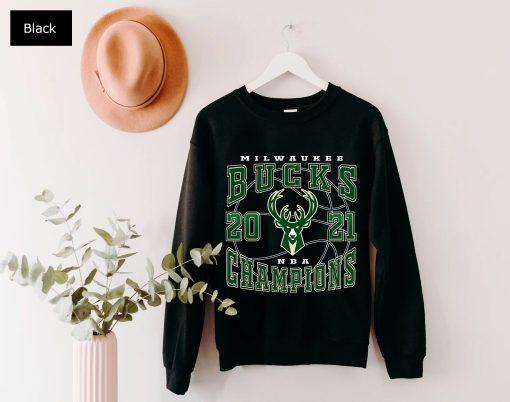 Vintage Style Milwaukee Bucks 2021 Basketball Unisex Sweatshirt