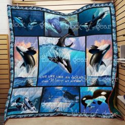 Whales Live Life Like An Ocean One Wave Quilt Blanket