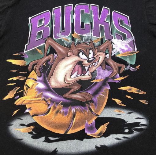 80’s Art Vintage Milwaukee Bucks Basketball Unisex T-Shirt