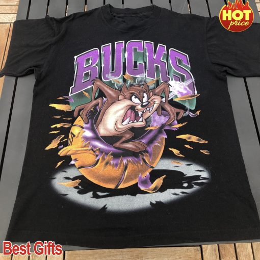 80’s Art Vintage Milwaukee Bucks Basketball Unisex T-Shirt