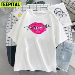 Big Lips Fenimist That’s So Fetch Design Unisex T-Shirt