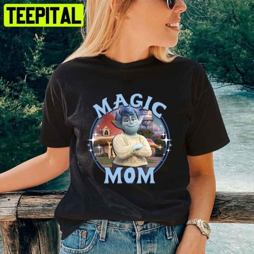 Cartoon Magic Elf Mom Portrait Unisex T-Shirt