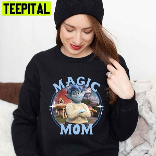 Cartoon Magic Elf Mom Portrait Unisex T-Shirt