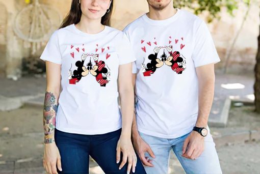 Disney Love Mickey And Minnie Lovely Disneyland Unisex T-Shirt