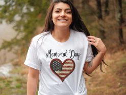 Old Vintage Style Usa Flag In Heart Memorial Day Unisex T-Shirt