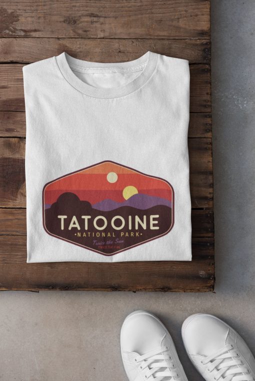 Tatooine Sunset Star Wars Tatooine Luke Skywalker Disney Unisex T-Shirt