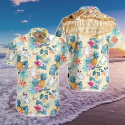 Toes in Sand Nose in Book Cat Graphic Print Short Sleeve Hawaiian Shirt N98