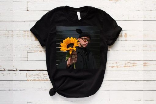 Bad Bunny Sunflower Vintage Art Unisex T-Shirt