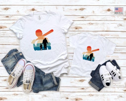 Baseball Player Retro Vintage Baseball Lovers Fathers Day Unisex T-Shirt