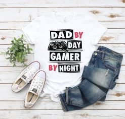 Black Art Dad By Day Gamer By Father’s Day Unisex T-Shirt