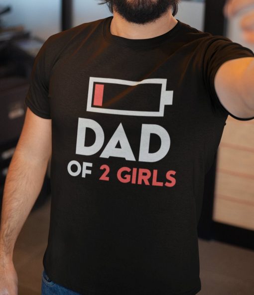 Dad Of 2 Girls Funny Father’s Day Unisex T-Shirt