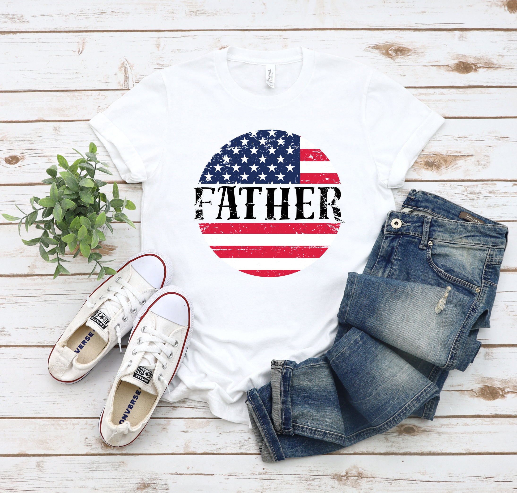 Father Text Inside The Round Us Flag Father's Day Unisex T-Shirt