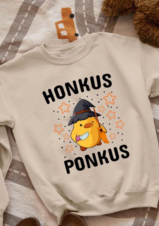 Honkus Ponkus Hocus Pocus Funny Ducky Graphic Spooky Unisex T-Shirt