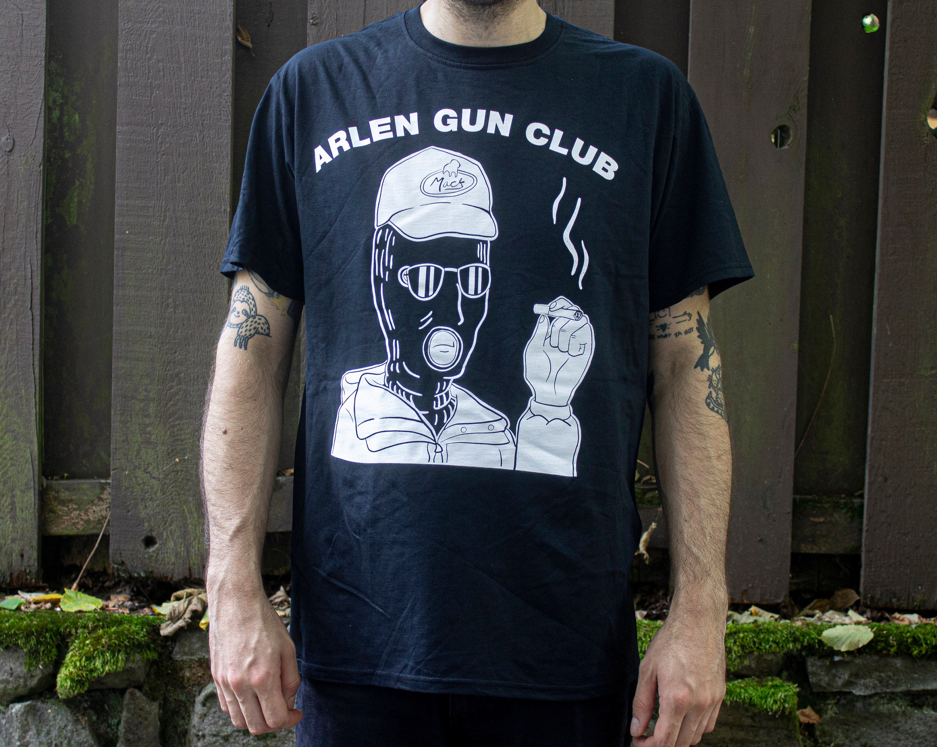 King Of The Hill Arlen Gun Club Unisex T-Shirt – Teepital