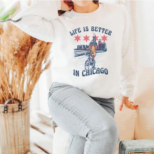 Life Is Better In Chicago Hot Dog Unisex T-Shirt