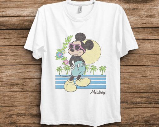 Mickey Retro Beach Disney Unisex T-Shirt